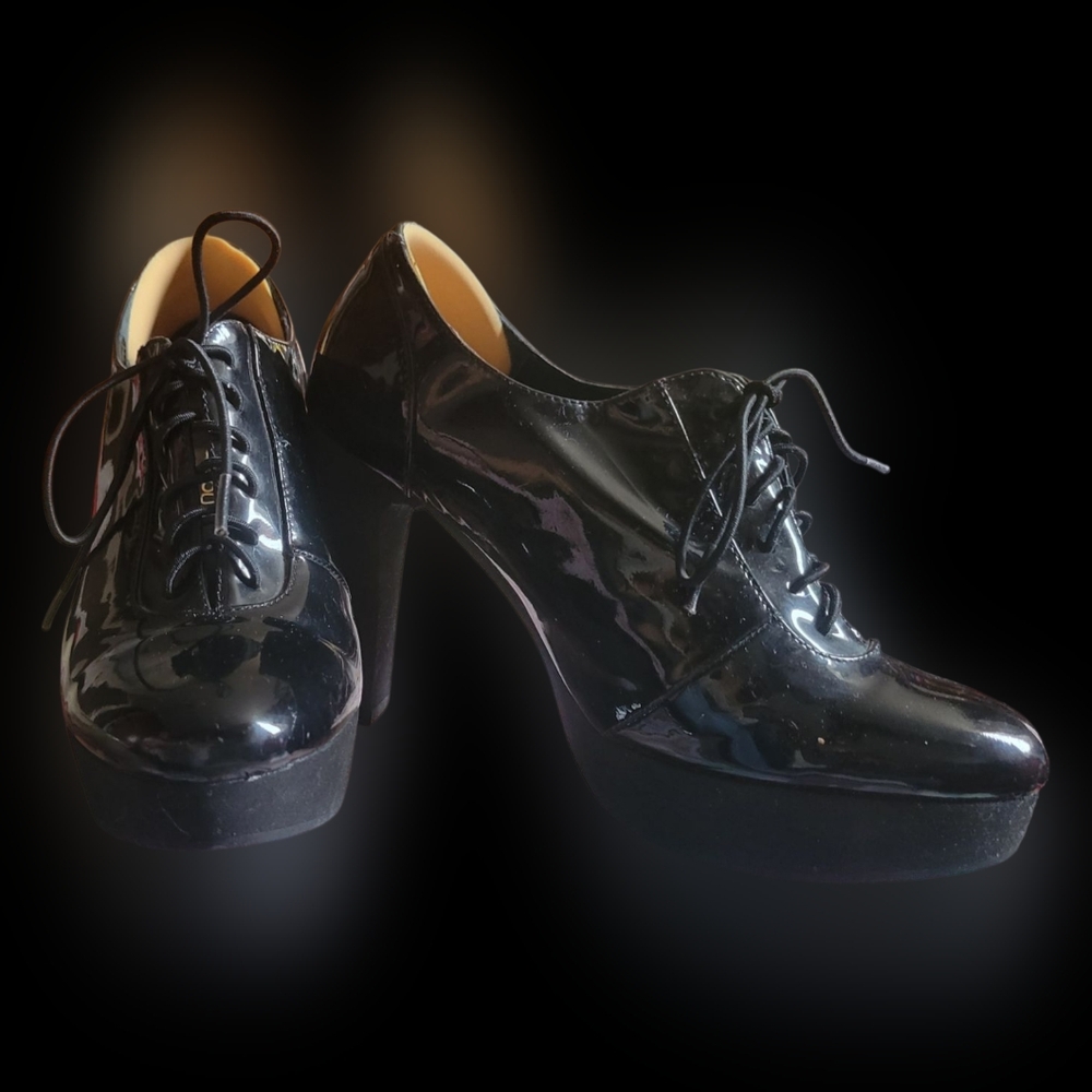 Andre Assous Black Heeled Shoes with Platform Sole